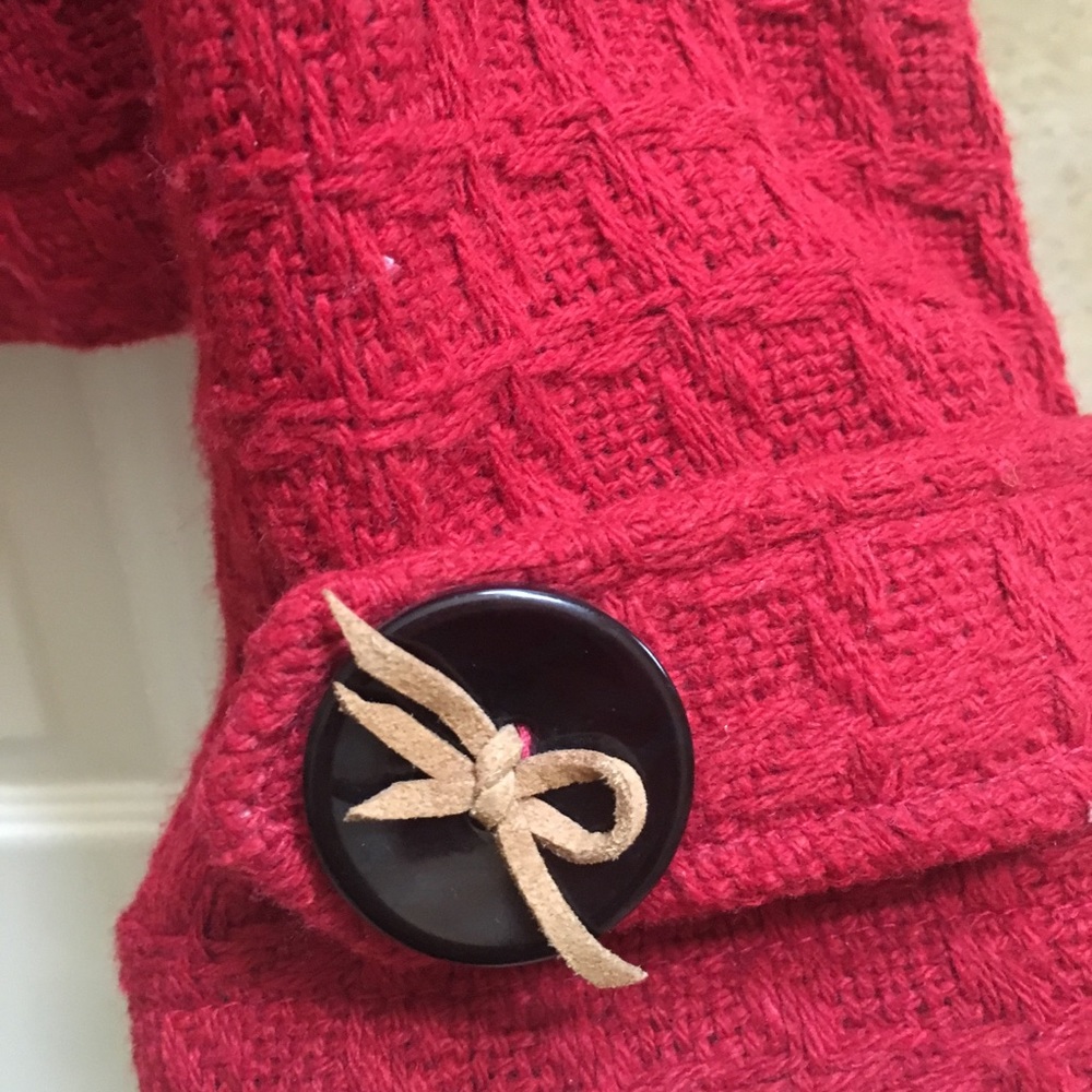 Cute Red Jacket - Picture 6 of 6